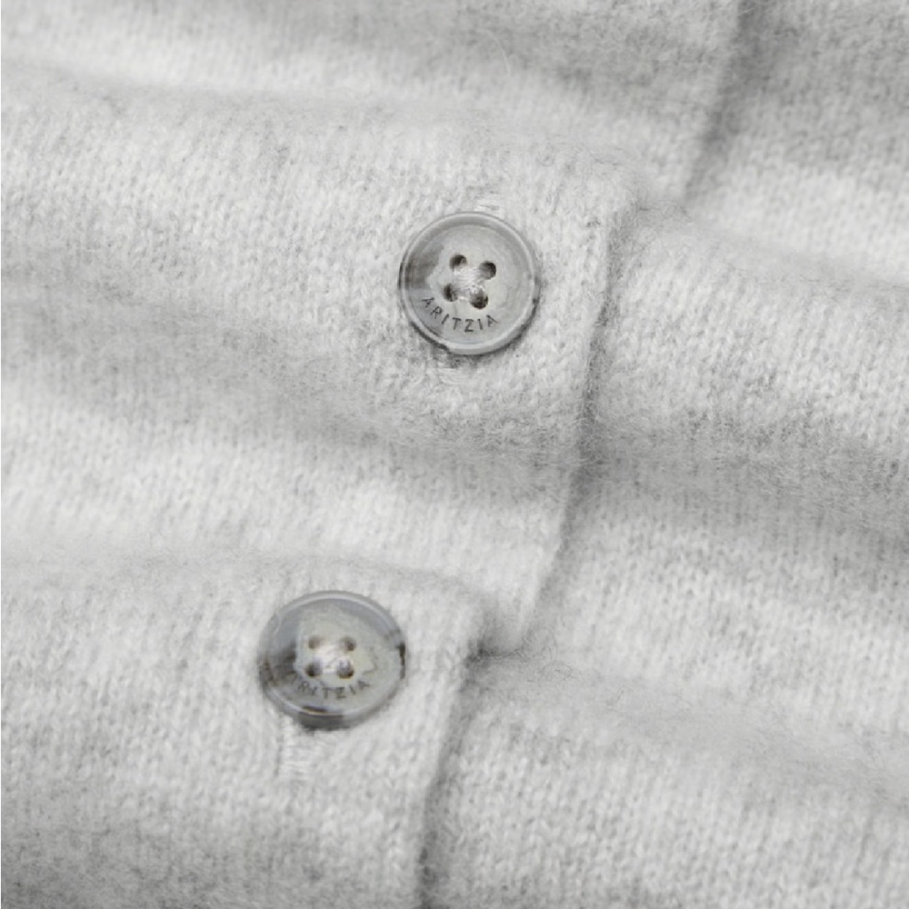 NWOT Aritzia 100% Bare Cashmere Crew Cardigan small - Picture 6 of 12